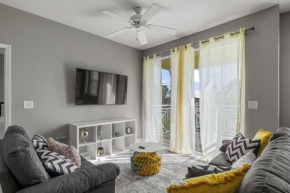 New Luxury Listing Spacious Condo 15min 4rm Disney